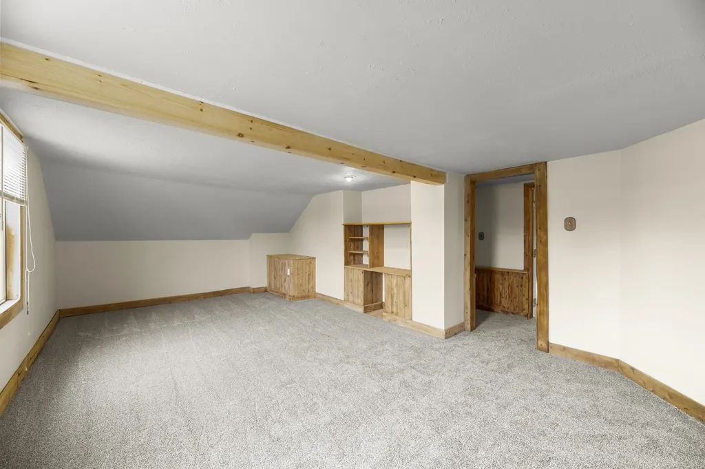 15 Lagrange Road Howland ME 04448
