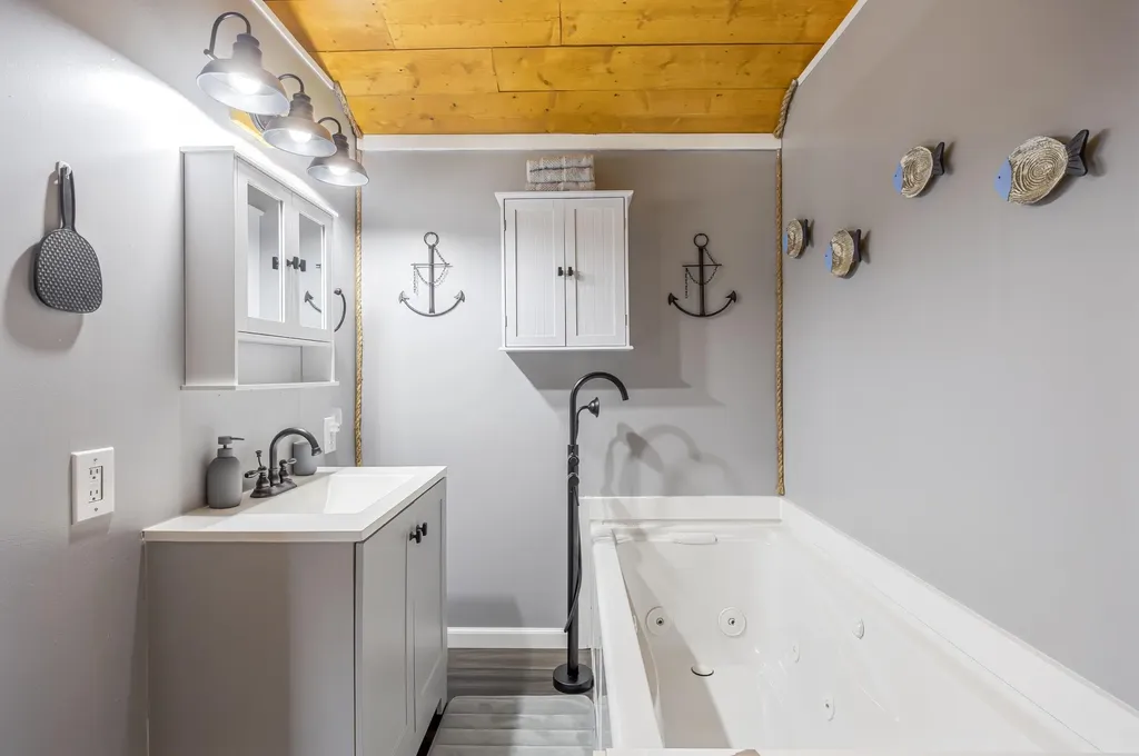 318 West Kennebec Road Machias ME 04654