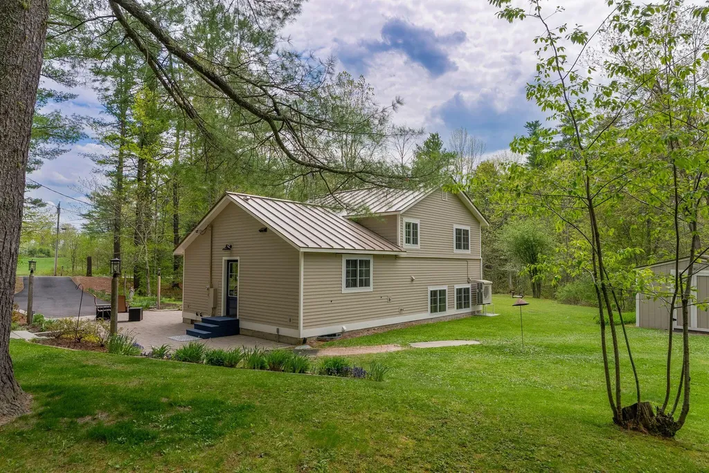 77 Wood Road Gorham ME 04038