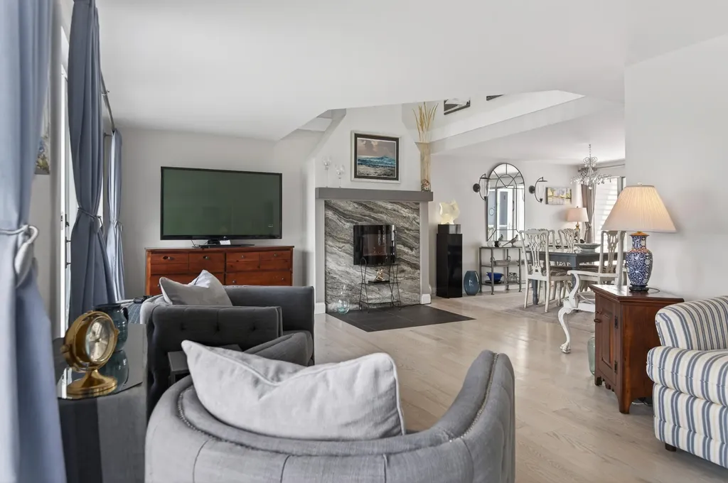 4 Goodridge Drive Naples ME 04055