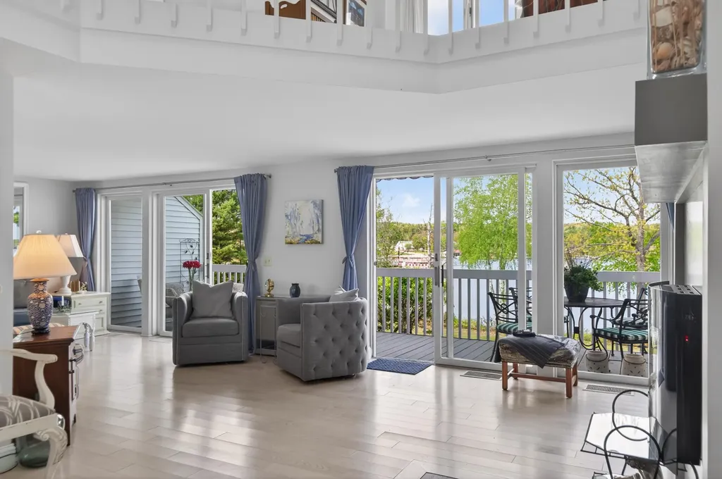 4 Goodridge Drive Naples ME 04055