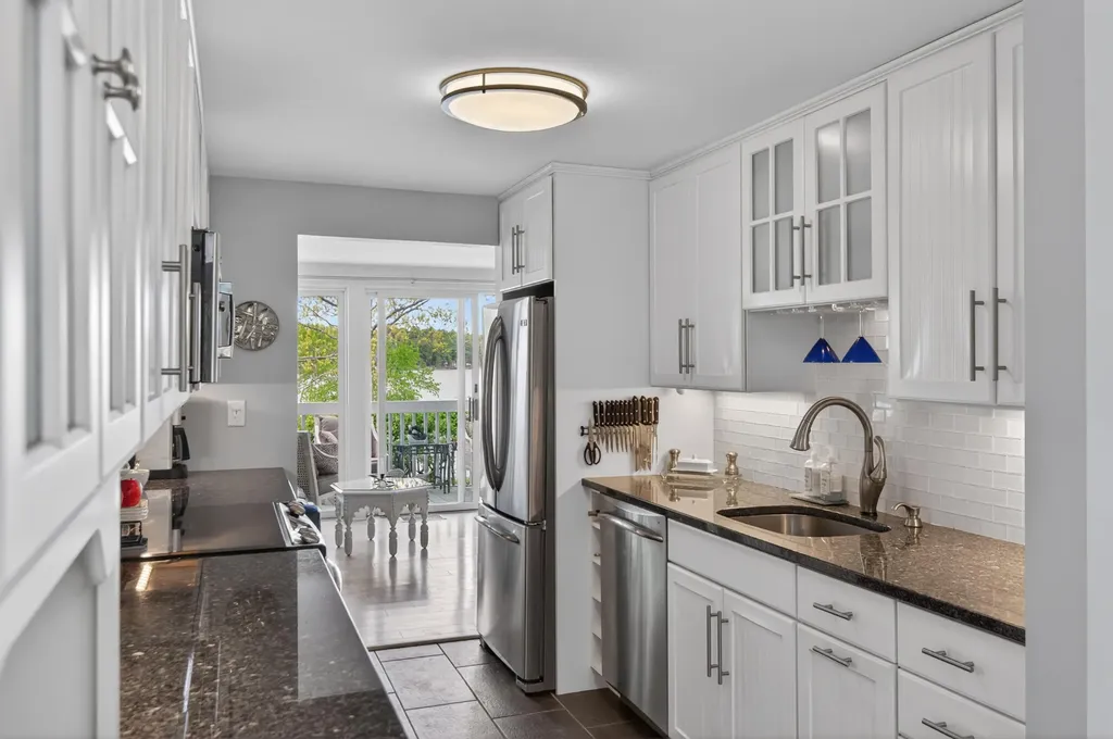 4 Goodridge Drive Naples ME 04055