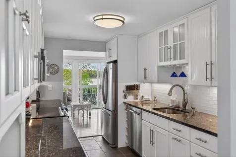 4 Goodridge Drive Naples ME 04055