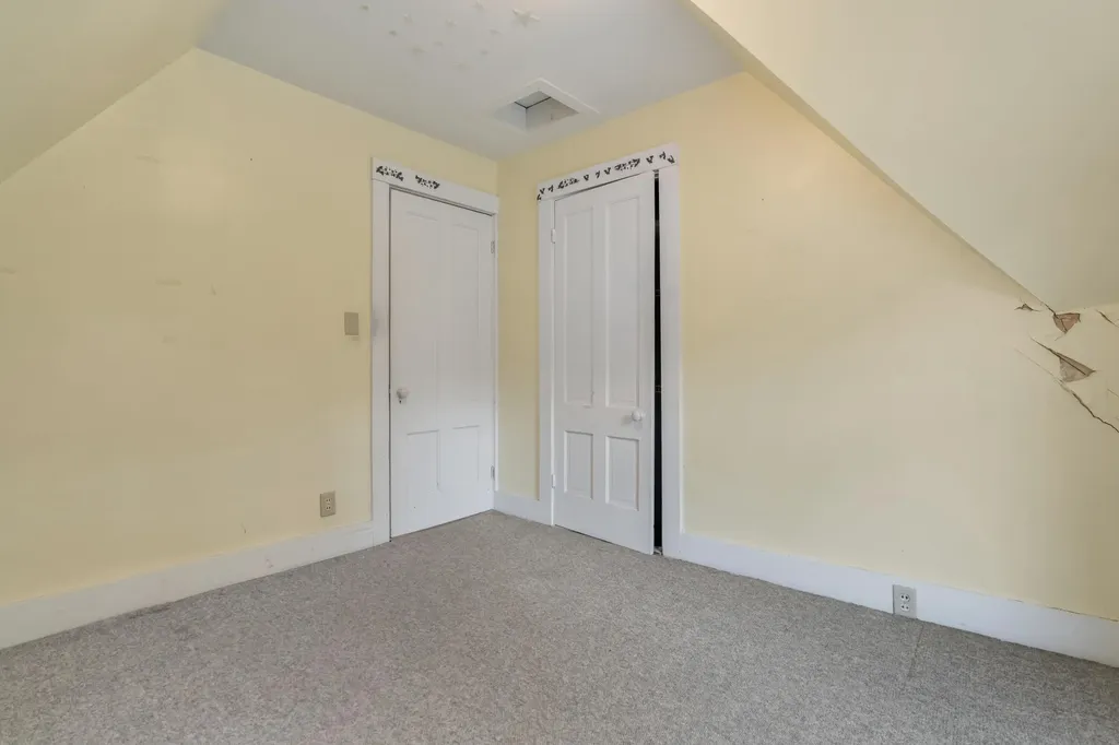 3 Harvard Street Auburn ME 04210