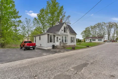 3 Harvard Street Auburn ME 04210