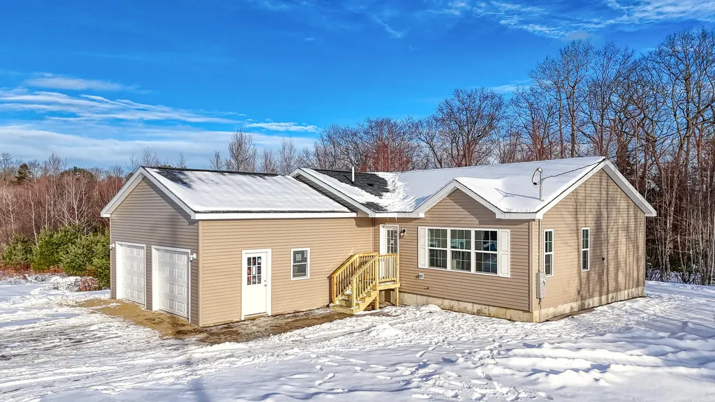 Lot 14 Autumn Lane Oakland ME 04963