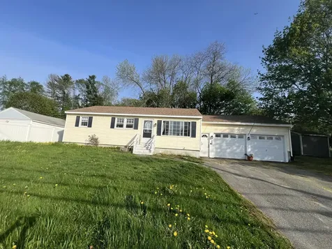 168 Augusta Road Winslow ME 04901
