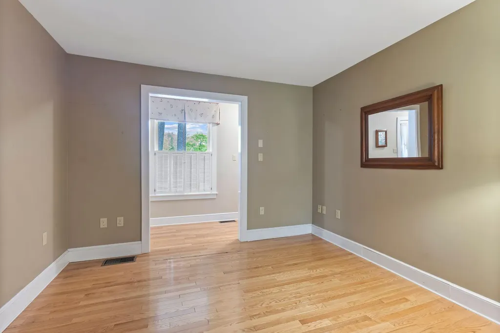 14 Wildwood Circle Portland ME 04103