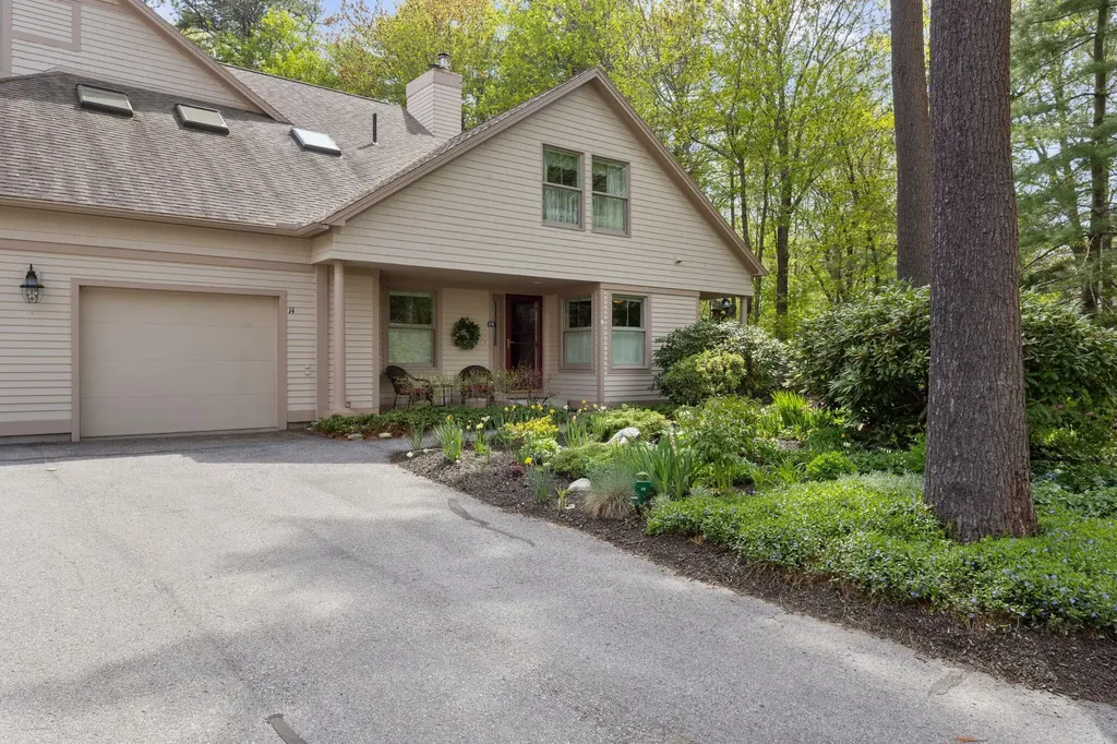 14 Wildwood Circle Portland ME 04103
