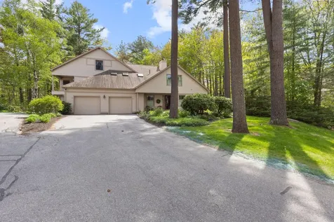 14 Wildwood Circle Portland ME 04103