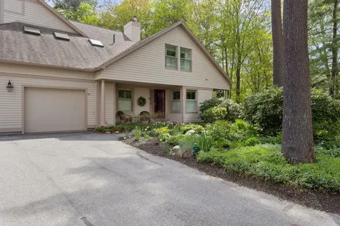 14 Wildwood Circle Portland ME 04103