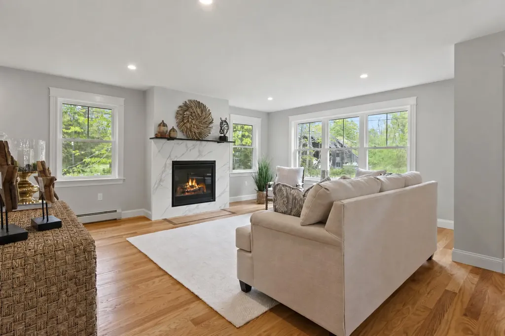 1 Friendly (on Land Of Nod Road ) Way Windham ME 04062