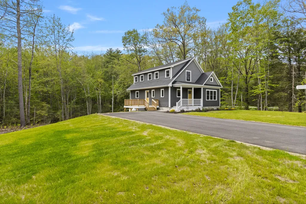 1 Friendly (on Land Of Nod Road ) Way Windham ME 04062