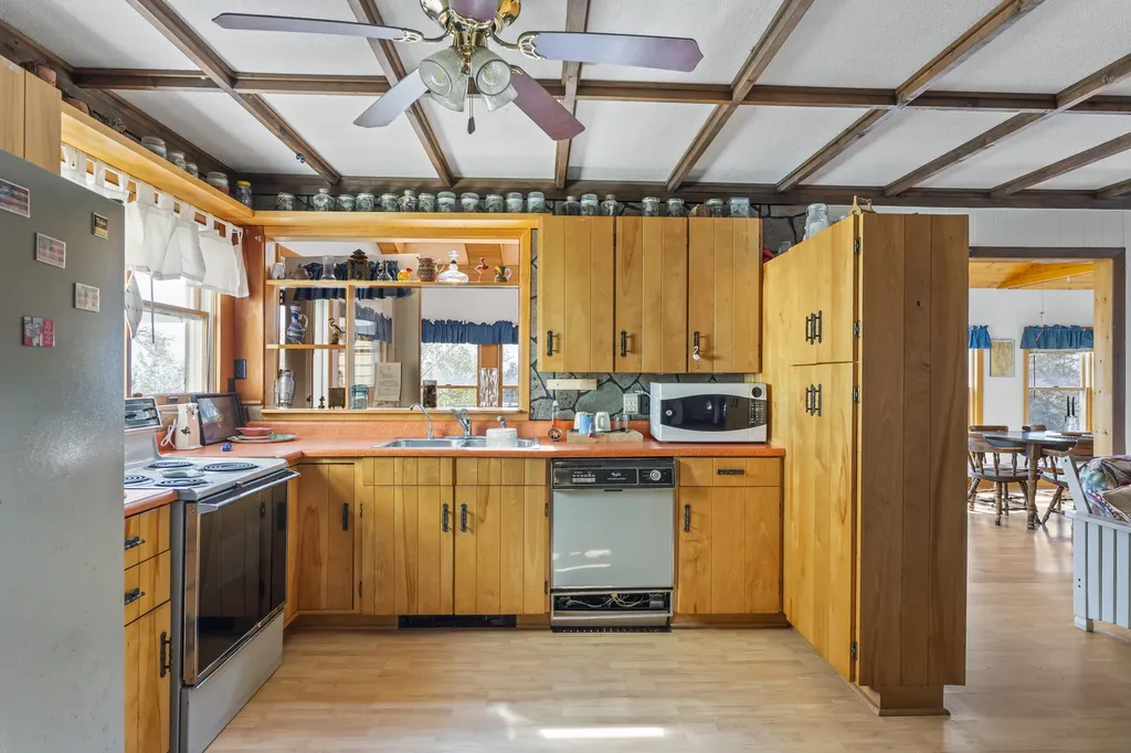 37 Spar Cove Road Phippsburg ME 04562