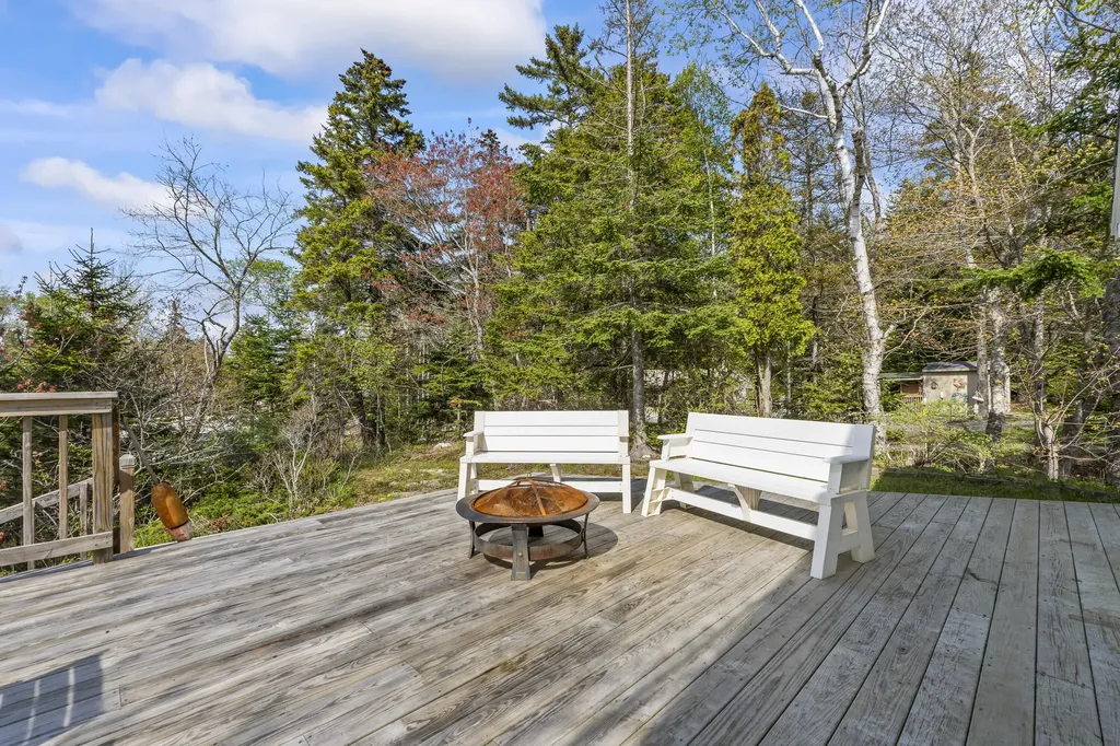 37 Spar Cove Road Phippsburg ME 04562