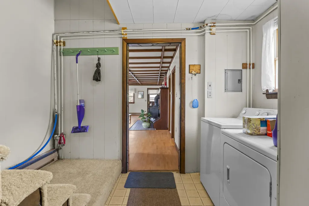 37 Spar Cove Road Phippsburg ME 04562