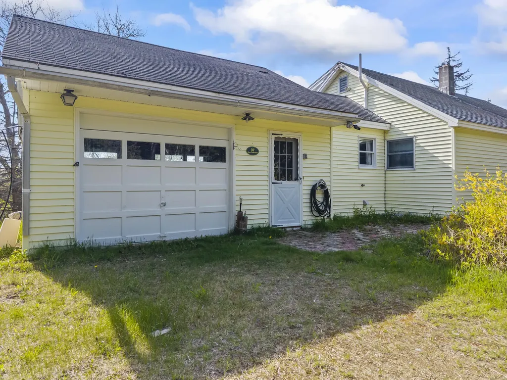 37 Spar Cove Road Phippsburg ME 04562