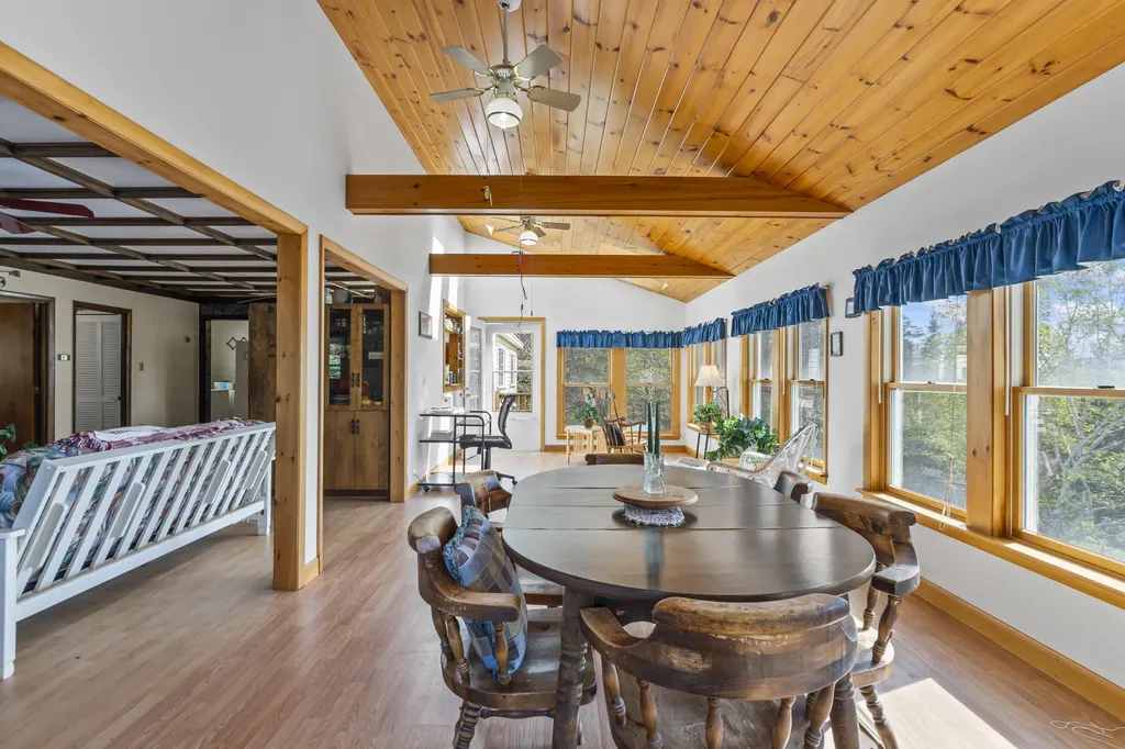 37 Spar Cove Road Phippsburg ME 04562