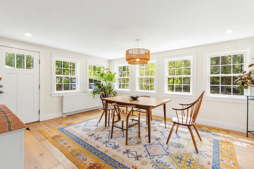 50 Oakhurst Road Cape Elizabeth ME 04107