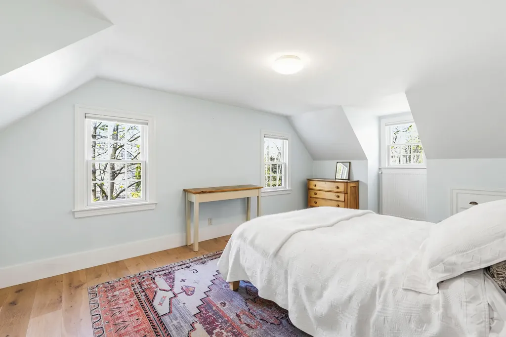 50 Oakhurst Road Cape Elizabeth ME 04107