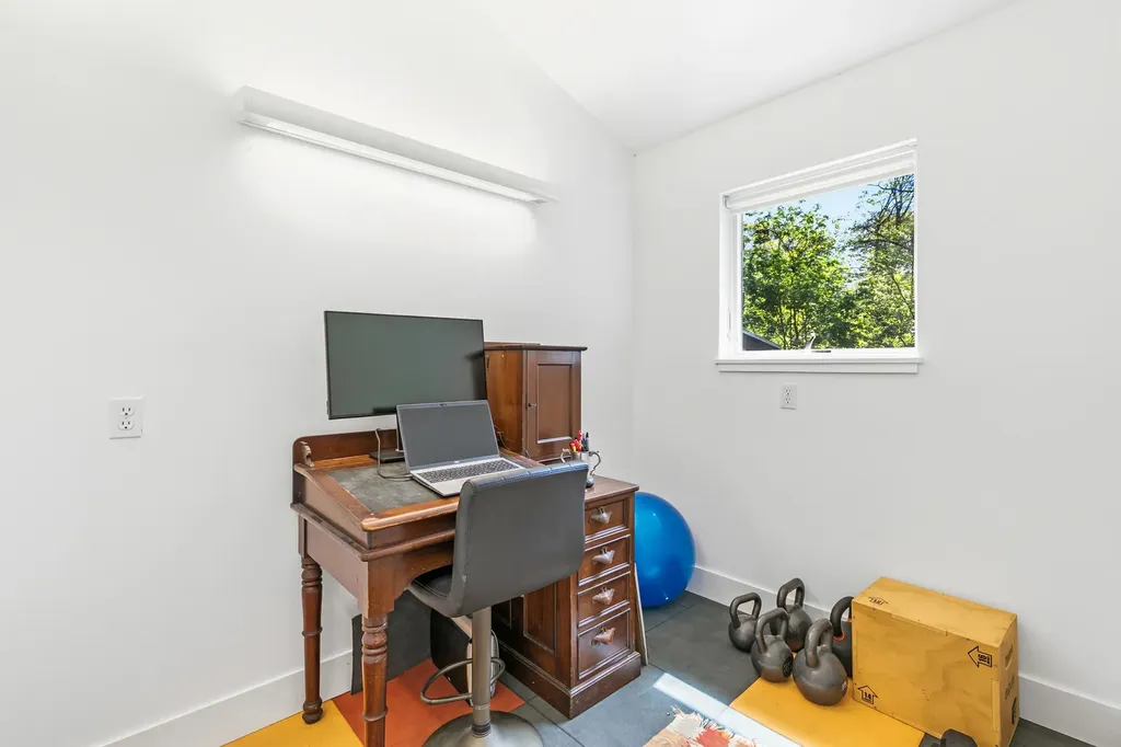 50 Oakhurst Road Cape Elizabeth ME 04107