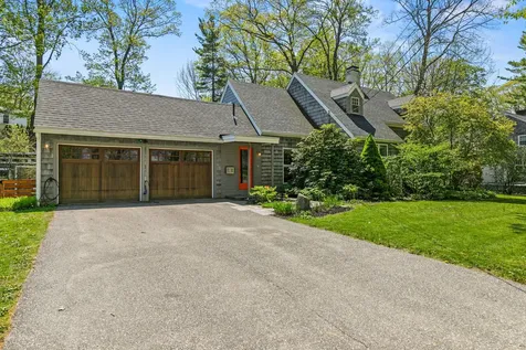 50 Oakhurst Road Cape Elizabeth ME 04107