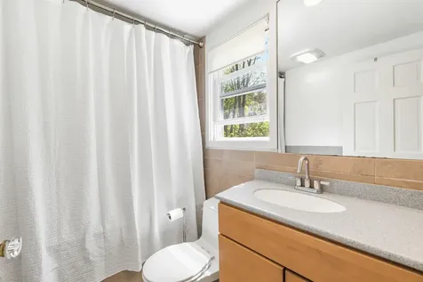50 Oakhurst Road Cape Elizabeth ME 04107