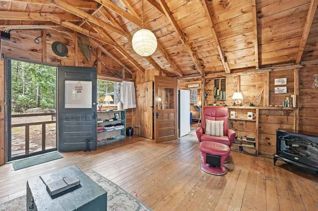 227 Tilton Point Trail Oakland ME 04963