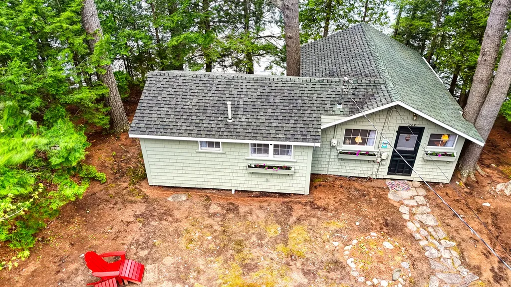 227 Tilton Point Trail Oakland ME 04963