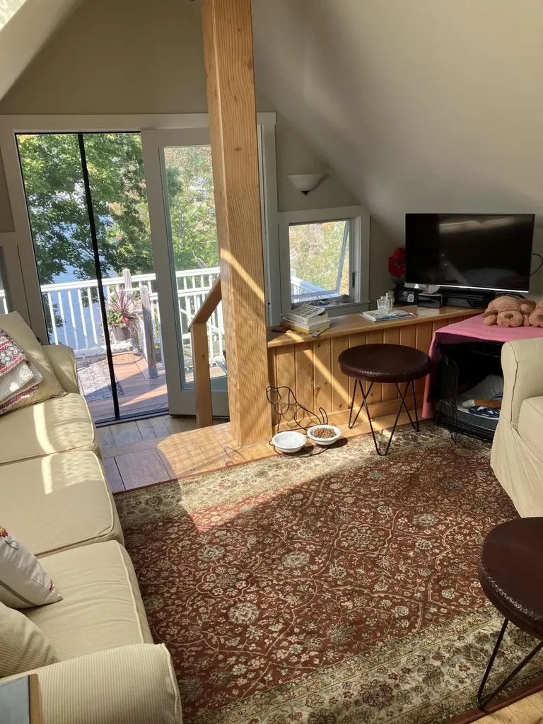 11 Water Street Damariscotta ME 04543