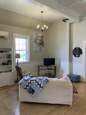 11 Water Street Damariscotta ME 04543