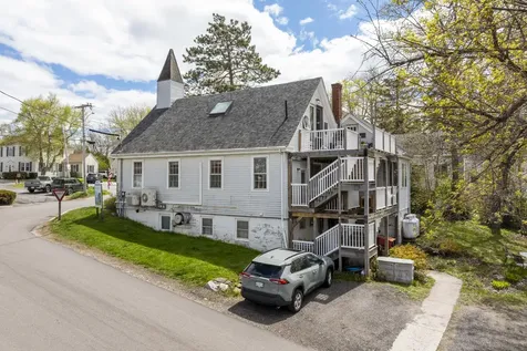 11 Water Street Damariscotta ME 04543