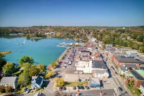 11 Water Street Damariscotta ME 04543