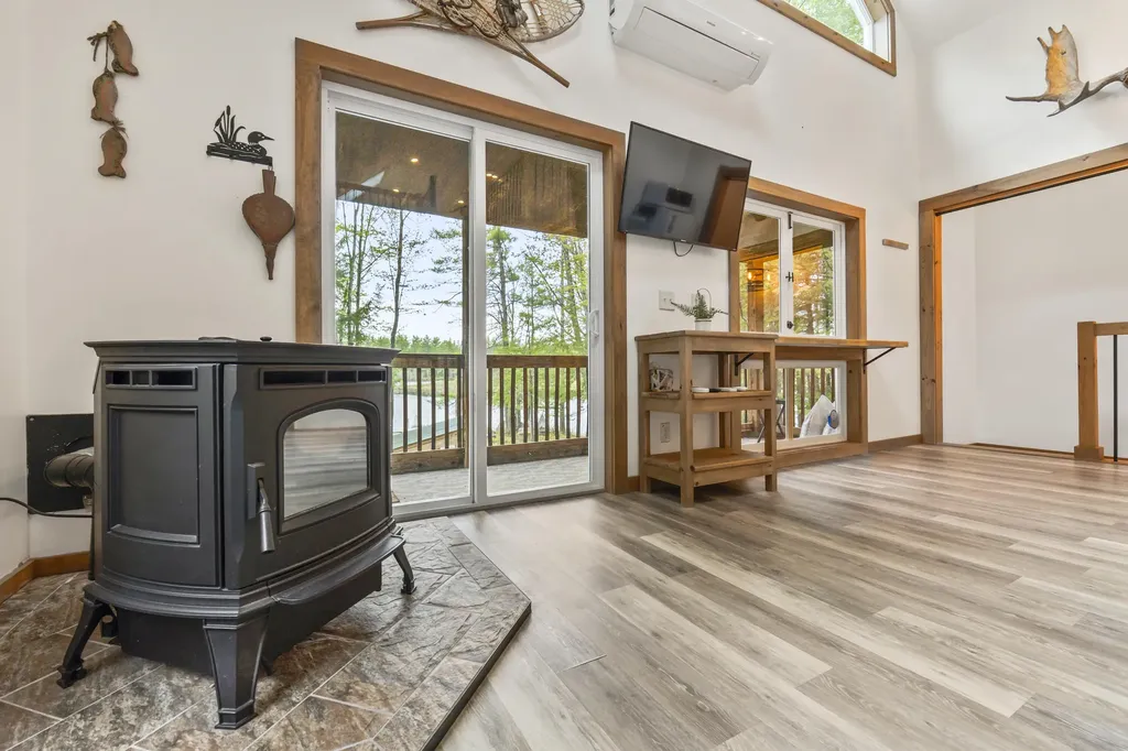111 Beaver Way Norway ME 04268