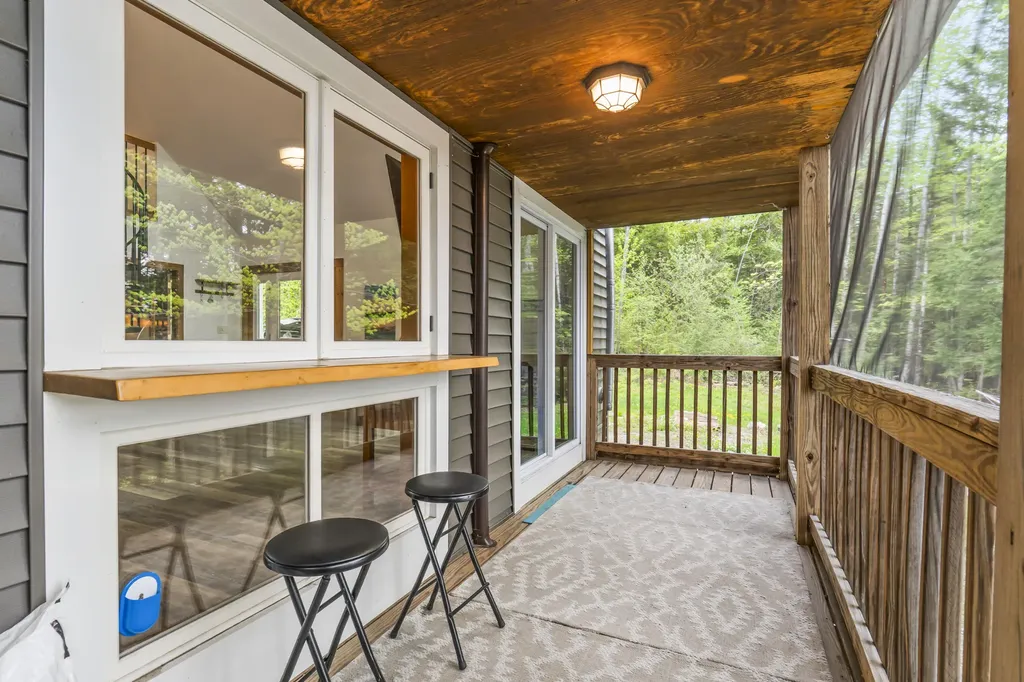 111 Beaver Way Norway ME 04268