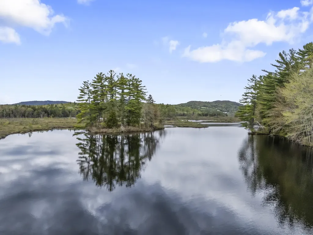 111 Beaver Way Norway ME 04268