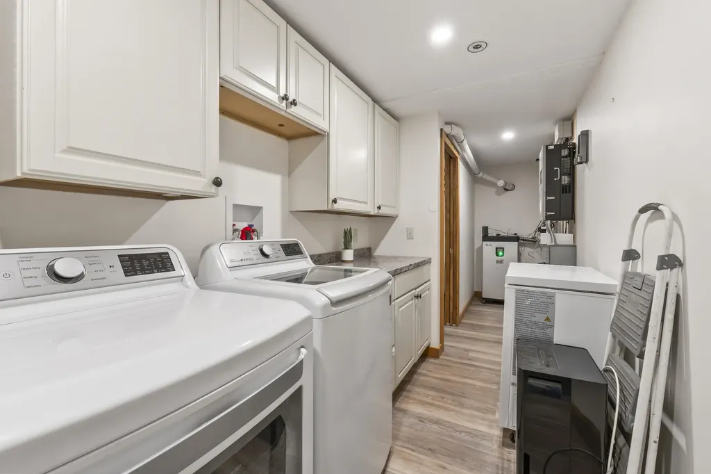 111 Beaver Way Norway ME 04268