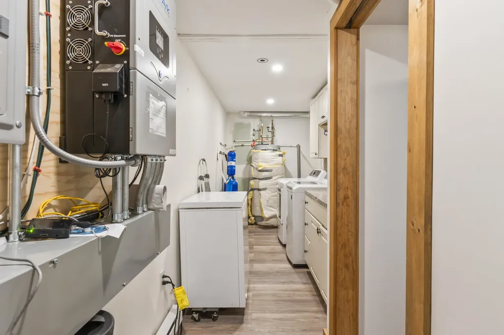 111 Beaver Way Norway ME 04268