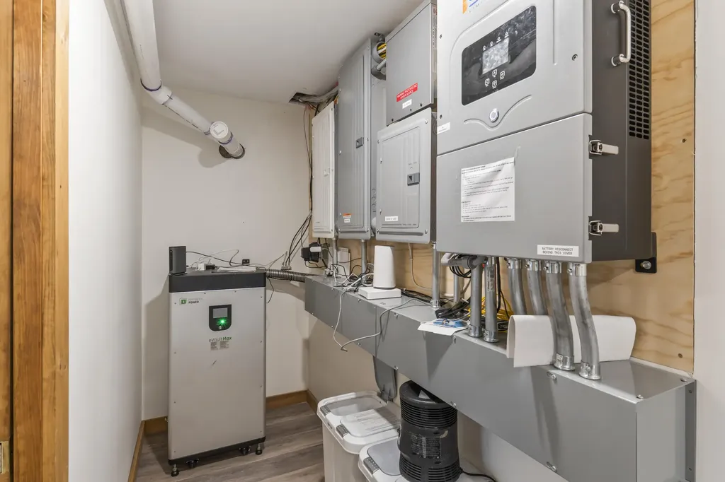 111 Beaver Way Norway ME 04268