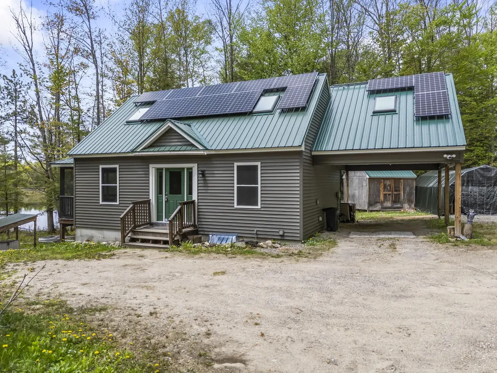 111 Beaver Way Norway ME 04268