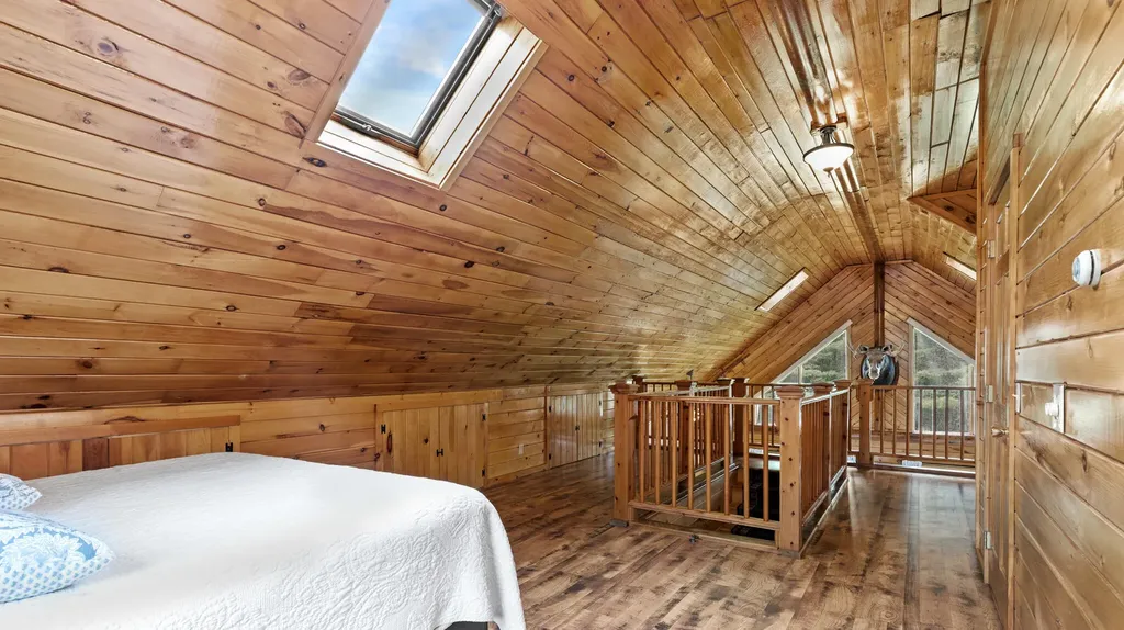 118 County Woods Road Newport ME 04953