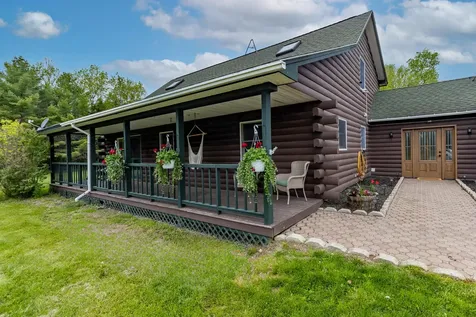 118 County Woods Road Newport ME 04953