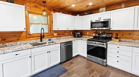 118 County Woods Road Newport ME 04953