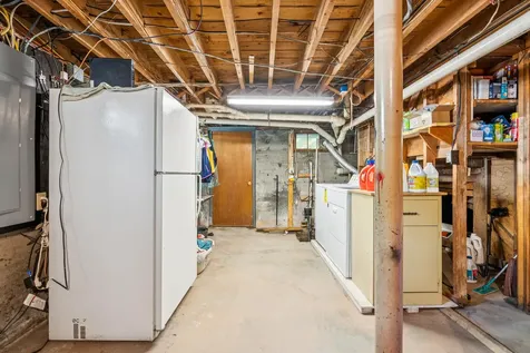 125 Ledgewood Drive Falmouth ME 04105