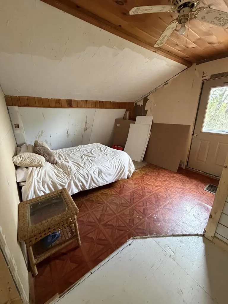 165 Knox Street Millinocket ME 04462