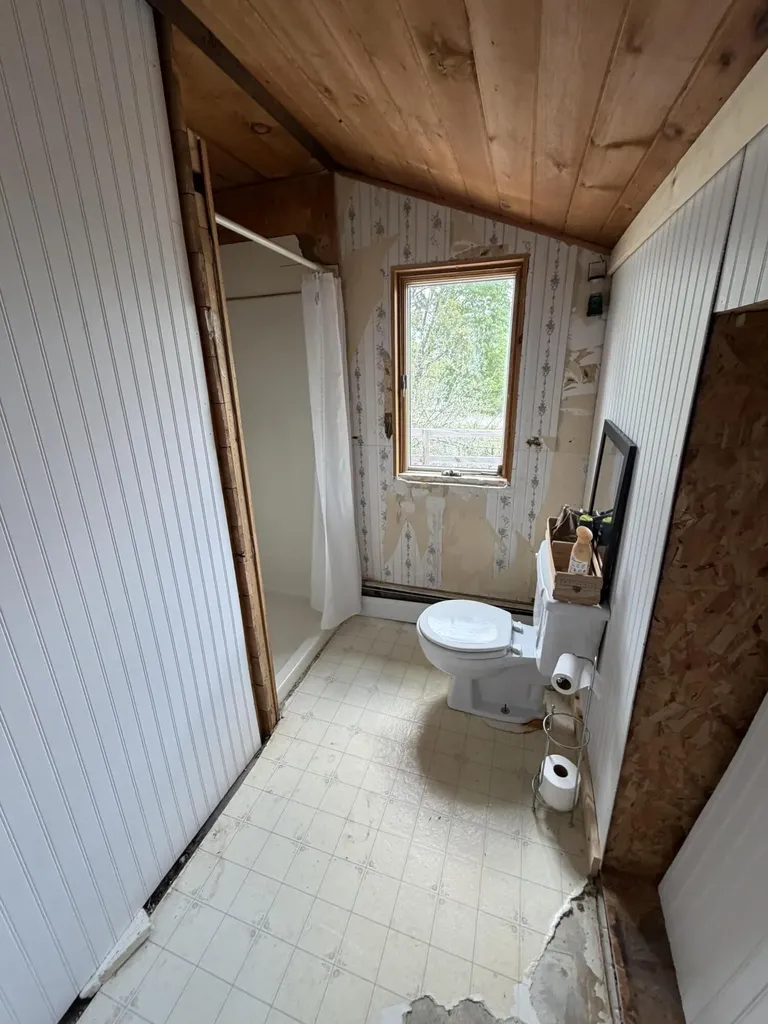 165 Knox Street Millinocket ME 04462