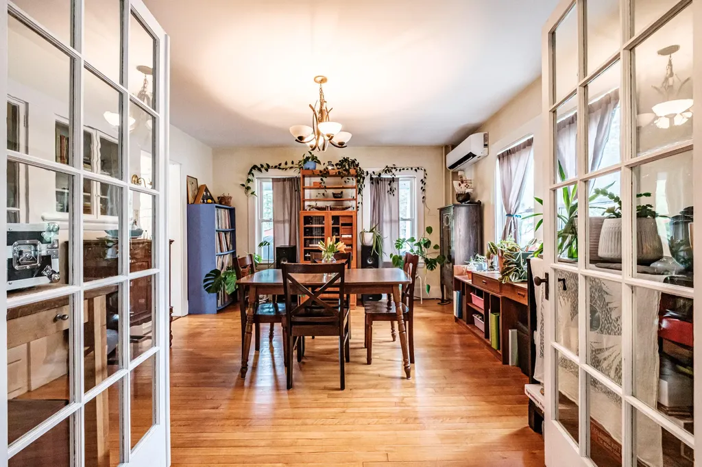 29 Pleasant Street Norway ME 04268