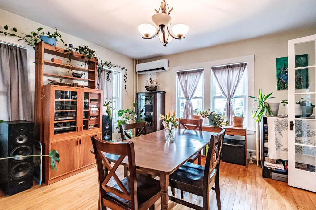 29 Pleasant Street Norway ME 04268