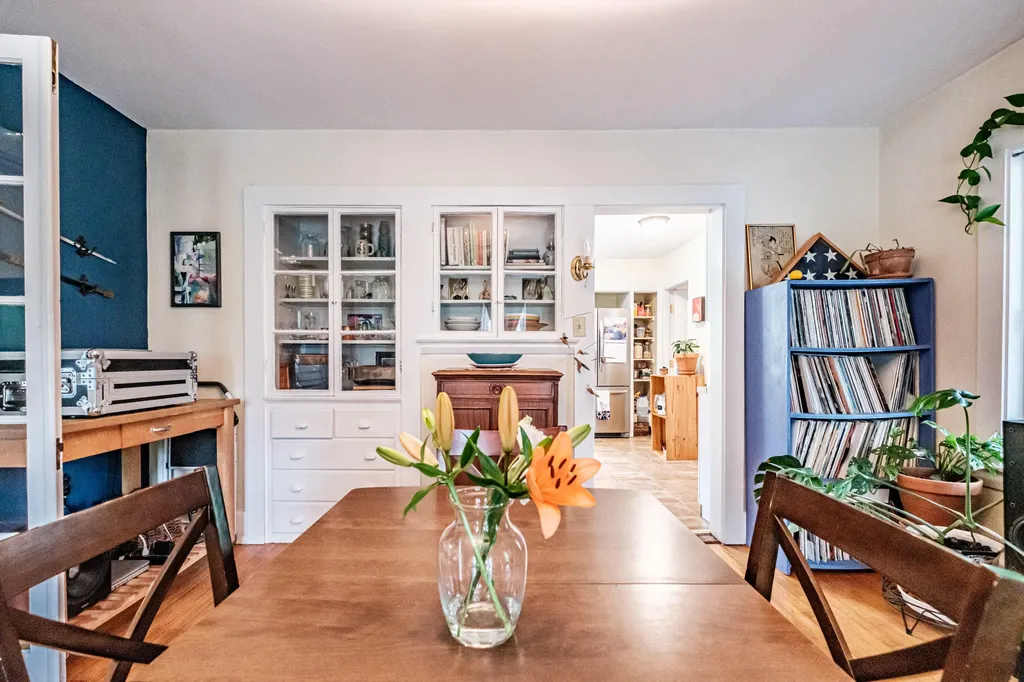 29 Pleasant Street Norway ME 04268