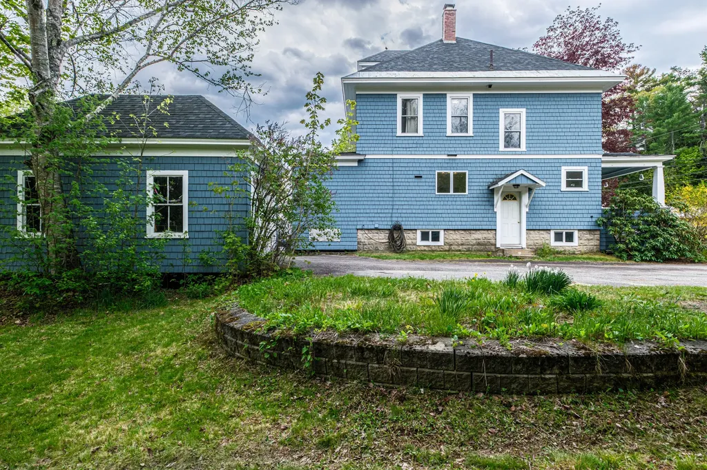 29 Pleasant Street Norway ME 04268